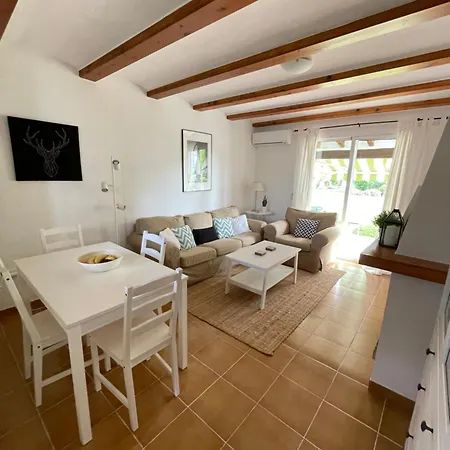 Hébergement de vacances Adorable Bungalow En La Playa De Las Marinas